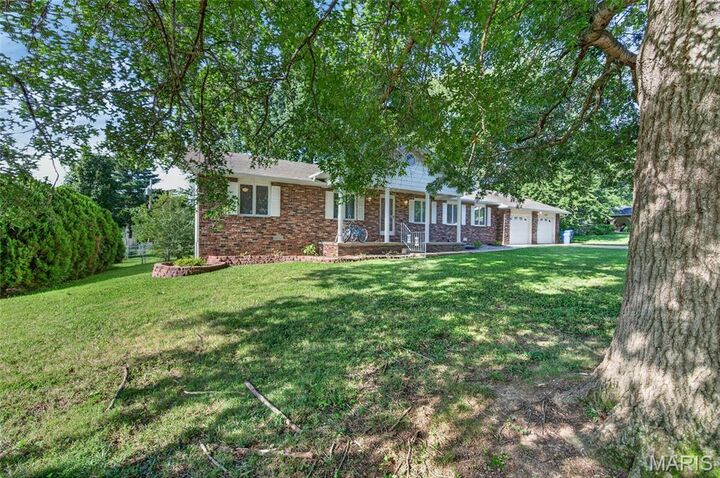 Property Photo: 603 Birchbark Lane MO 65536