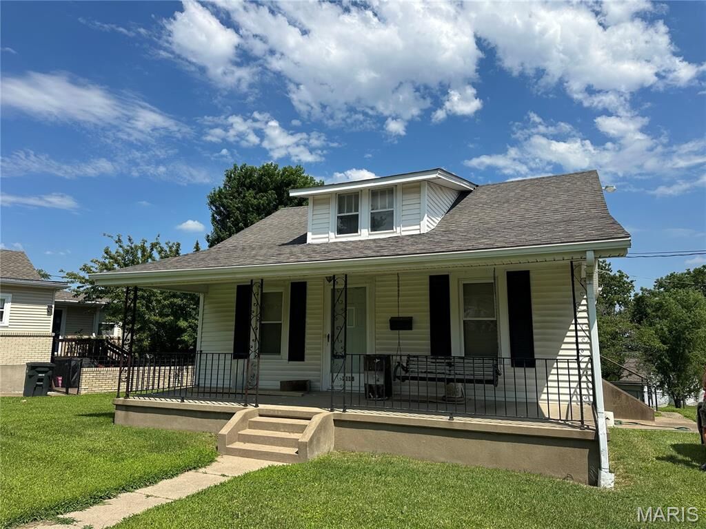 Property Photo:  2118 Bloomfield Street  MO 63703 