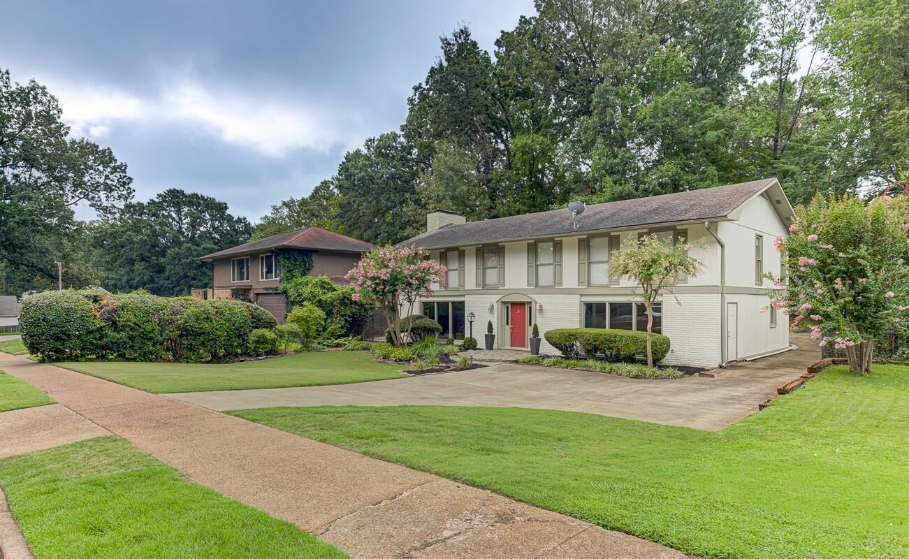 Property Photo: 5699 Normandy Rd TN 38120