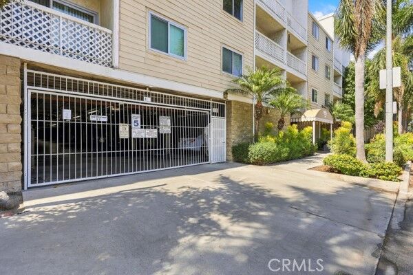 Property Photo:  3565 Linden Avenue  CA 90807 