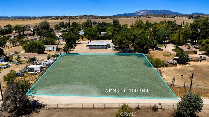 Property Photo:  1 Pioneer Trail  CA 92539 