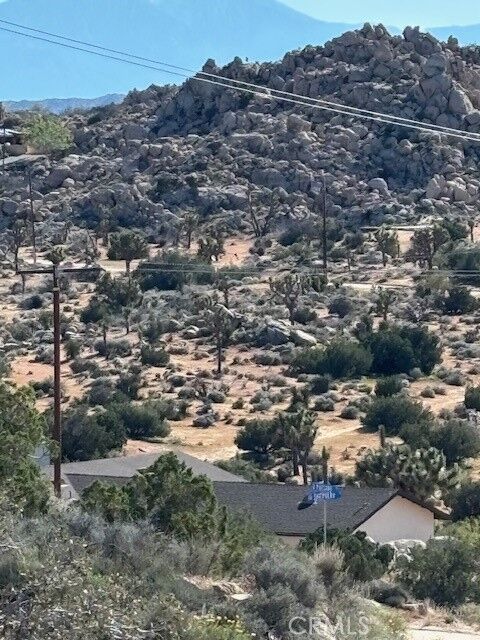 Property Photo: 5437 Davis Way CA 92284