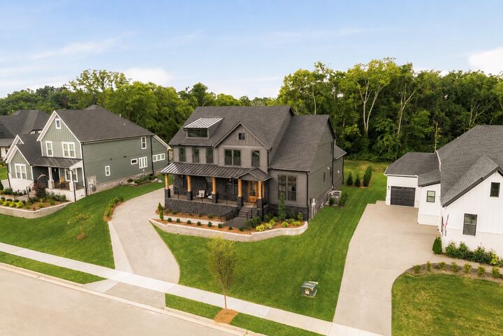 Property Photo: 3392 Sarah Bee Ln TN 37179