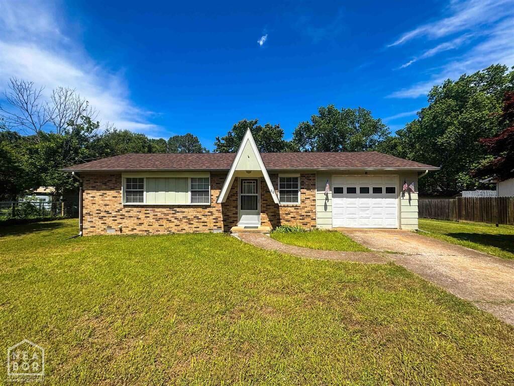 Property Photo: 20 Diane Avenue AR 72513