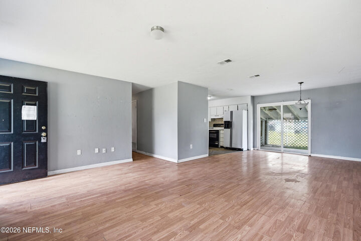 Property Photo: 22619 SE 59th Place FL 32640