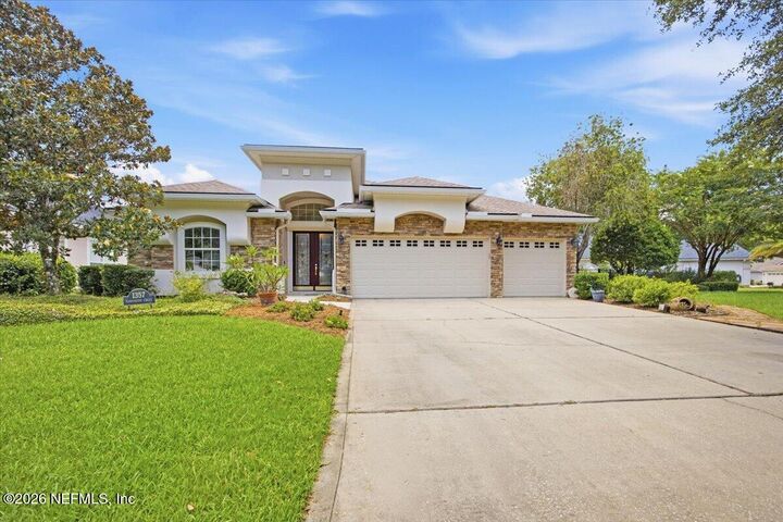 Property Photo: 1357 Barrington Circle FL 32092