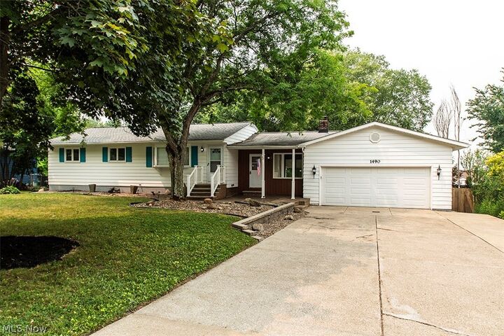 Property Photo: 1490 Garfield Avenue OH 44212