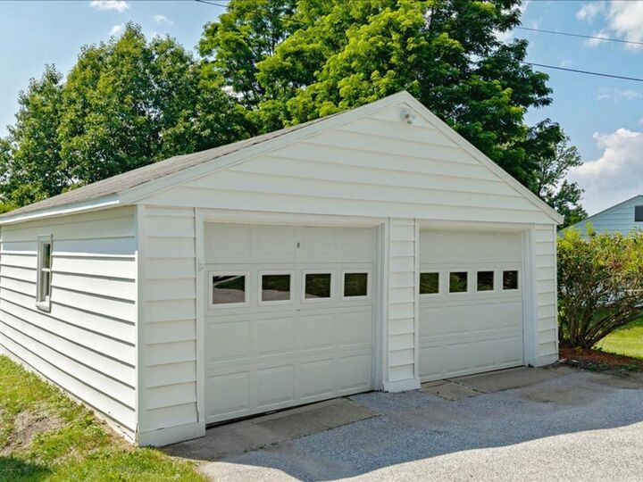 Property Photo: 182 High Street VT 05478