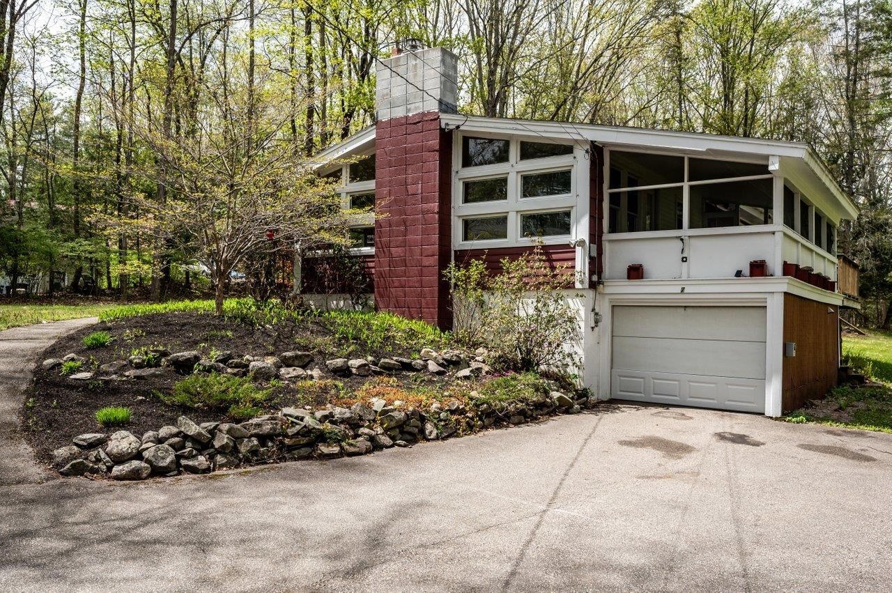 Property Photo:  7 Pendexter Road  NH 03824 
