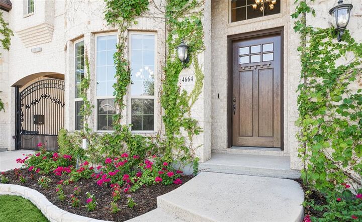 Property Photo: 4664 Maverick Way TX 75010