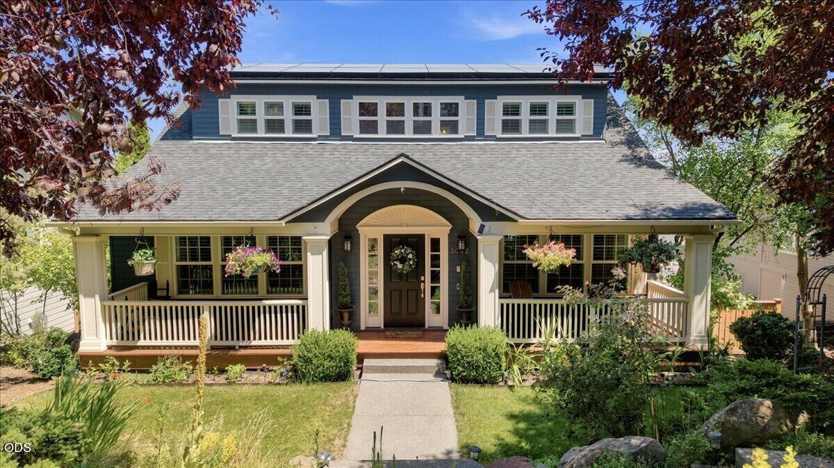 Property Photo: 3042 NW Craftsman Drive OR 97703