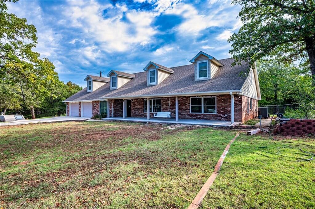 Property Photo:  8000 N Harrah Road  OK 73045 