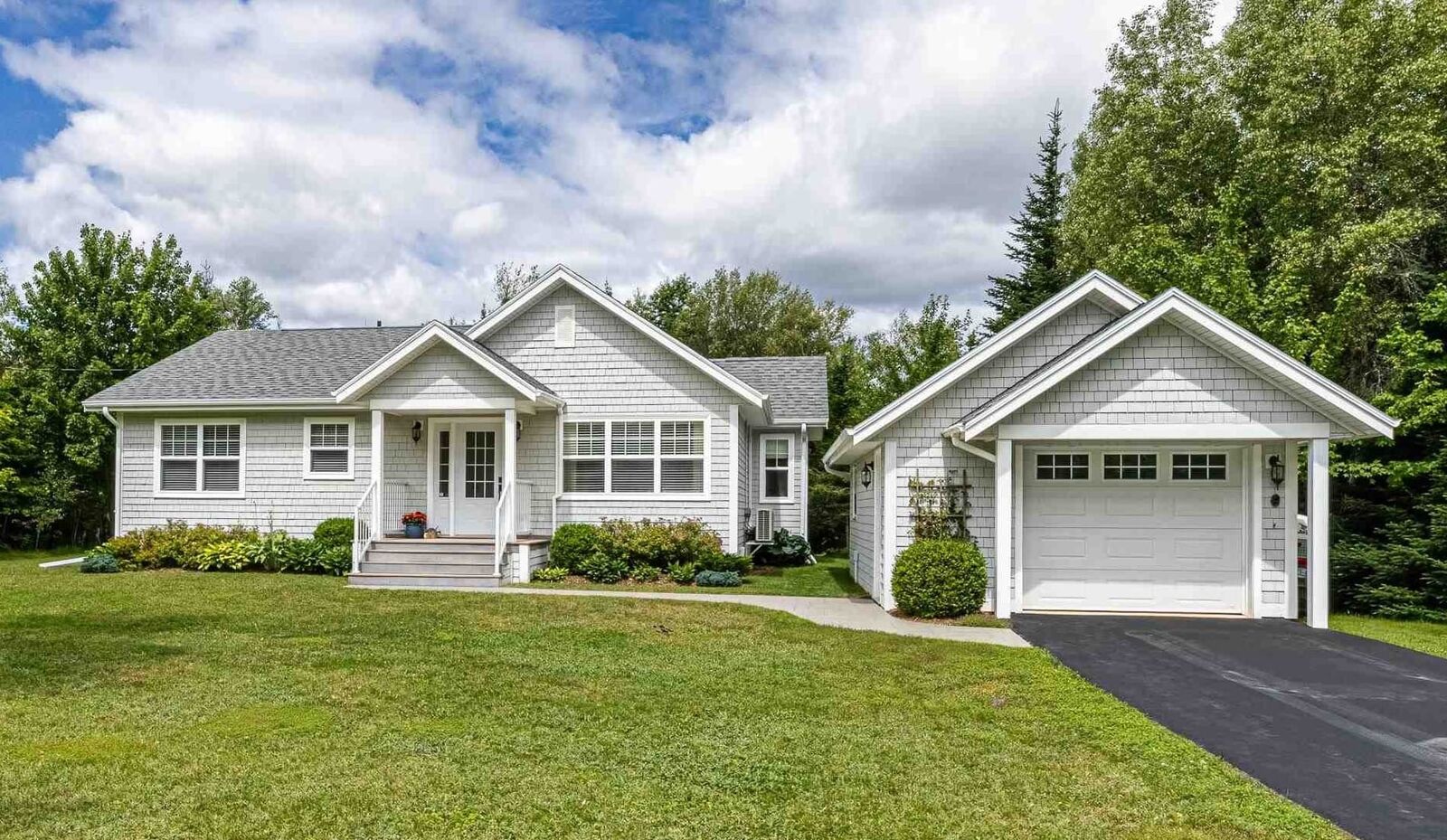 Property Photo: 210 Winter River Circle PE C0A 1P0