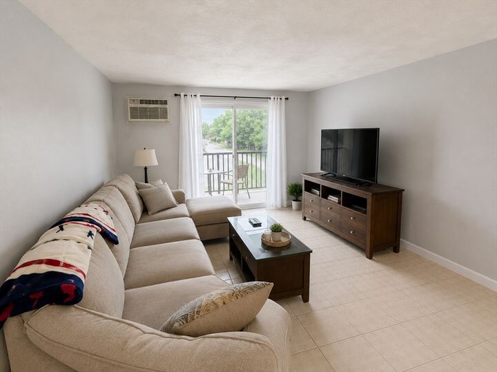 Property Photo: 9 Kenmar Dr 13 MA 01821