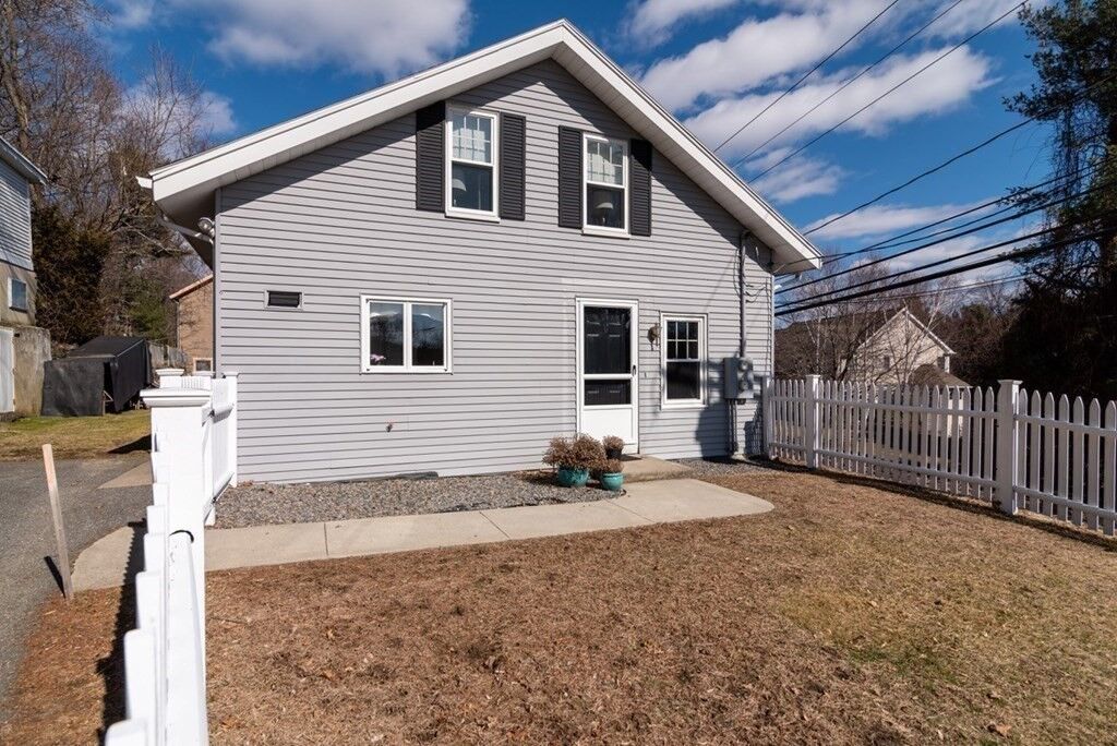 Property Photo:  132 Grant St 132  MA 02420 