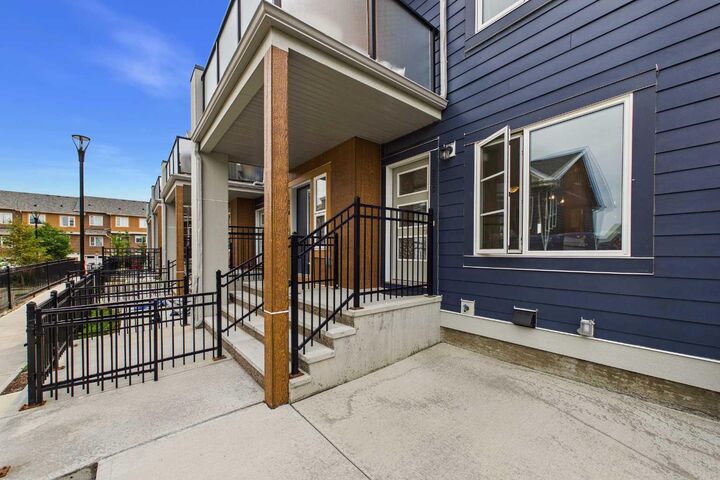 Property Photo:  220 Livingston Common NE  AB T3P 1K1 