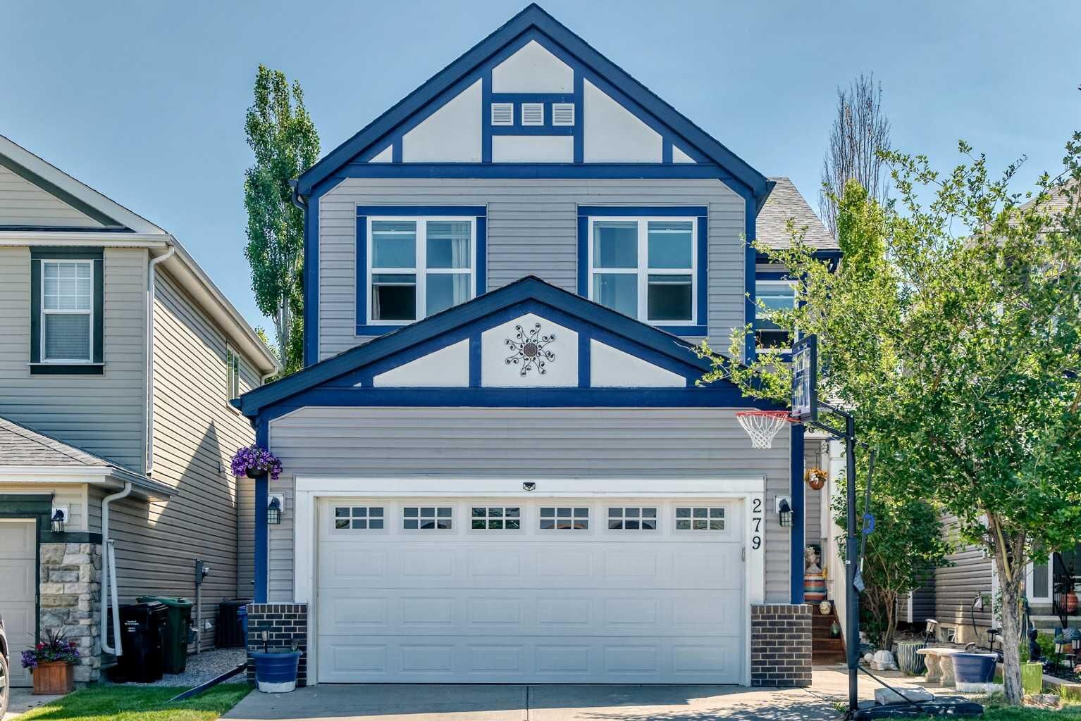 Property Photo: 279 Copperpond Circle SE AB T2Z 0R4