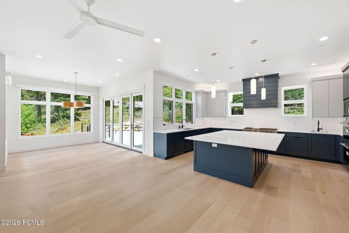 Property Photo: 4043 W Crest Court UT 84098