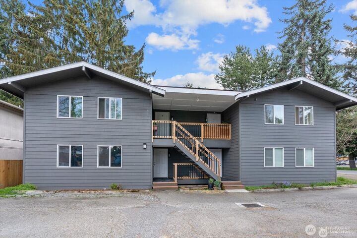 Property Photo:  10443  17th Avenue SW  WA 98146 
