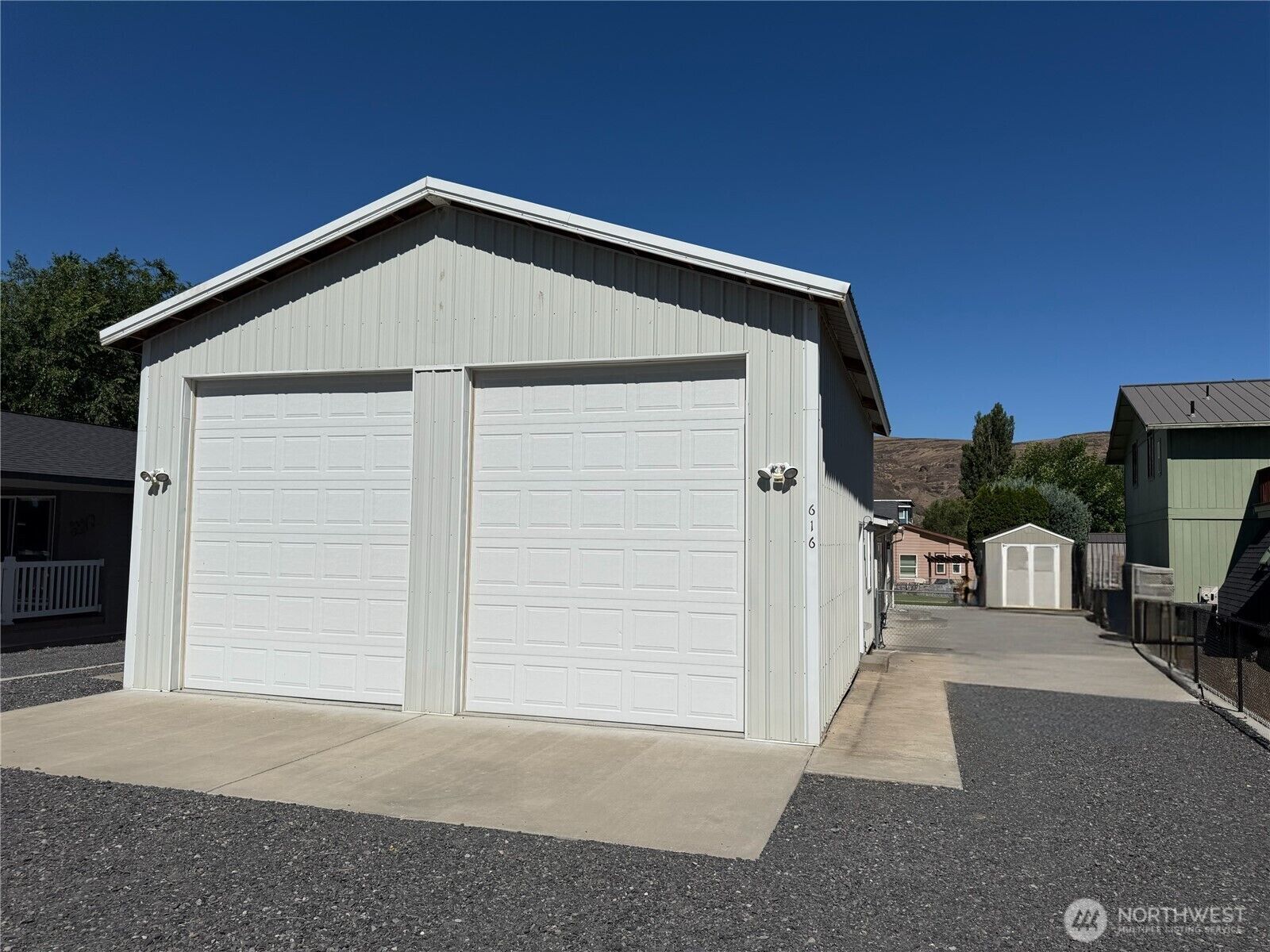 Property Photo: 616 Hunter Avenue SW WA 98848