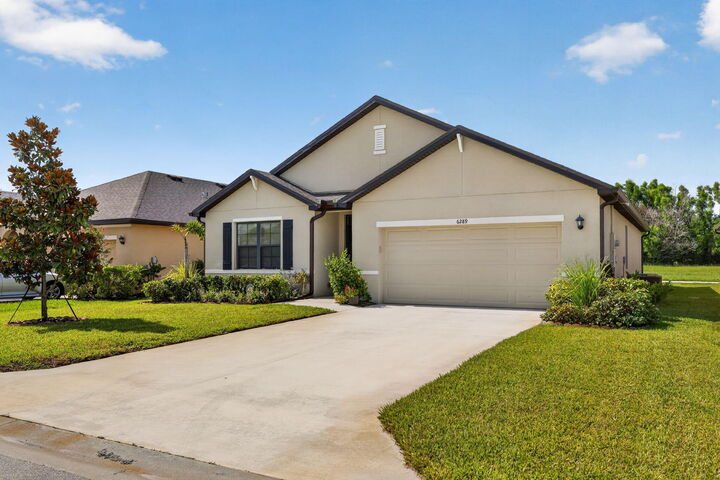 Property Photo: 6289 NW Regent Street FL 34983