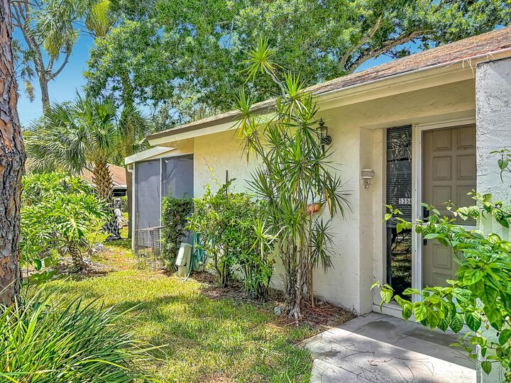 Property Photo: 5354 Royal Palm Avenue 5354 FL 34234