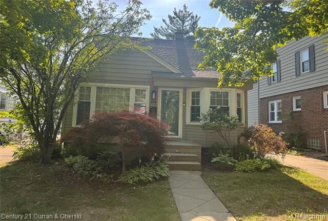 Property Photo: 214 N Connecticut Avenue MI 48067