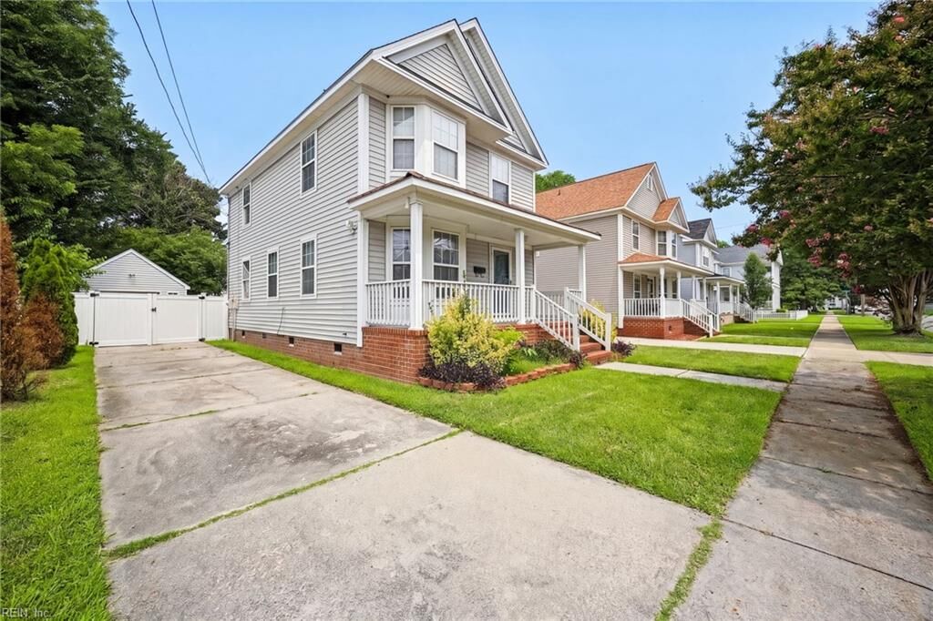 Property Photo:  831 Marshall Ave  VA 23504 