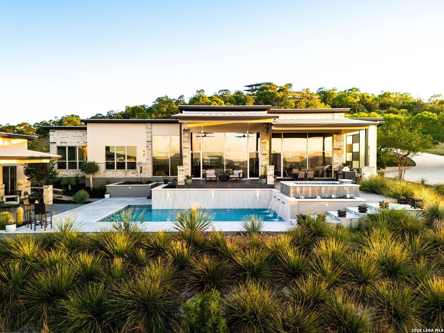 Property Photo:  214 Jungfrau Hill Rd  TX 78013 