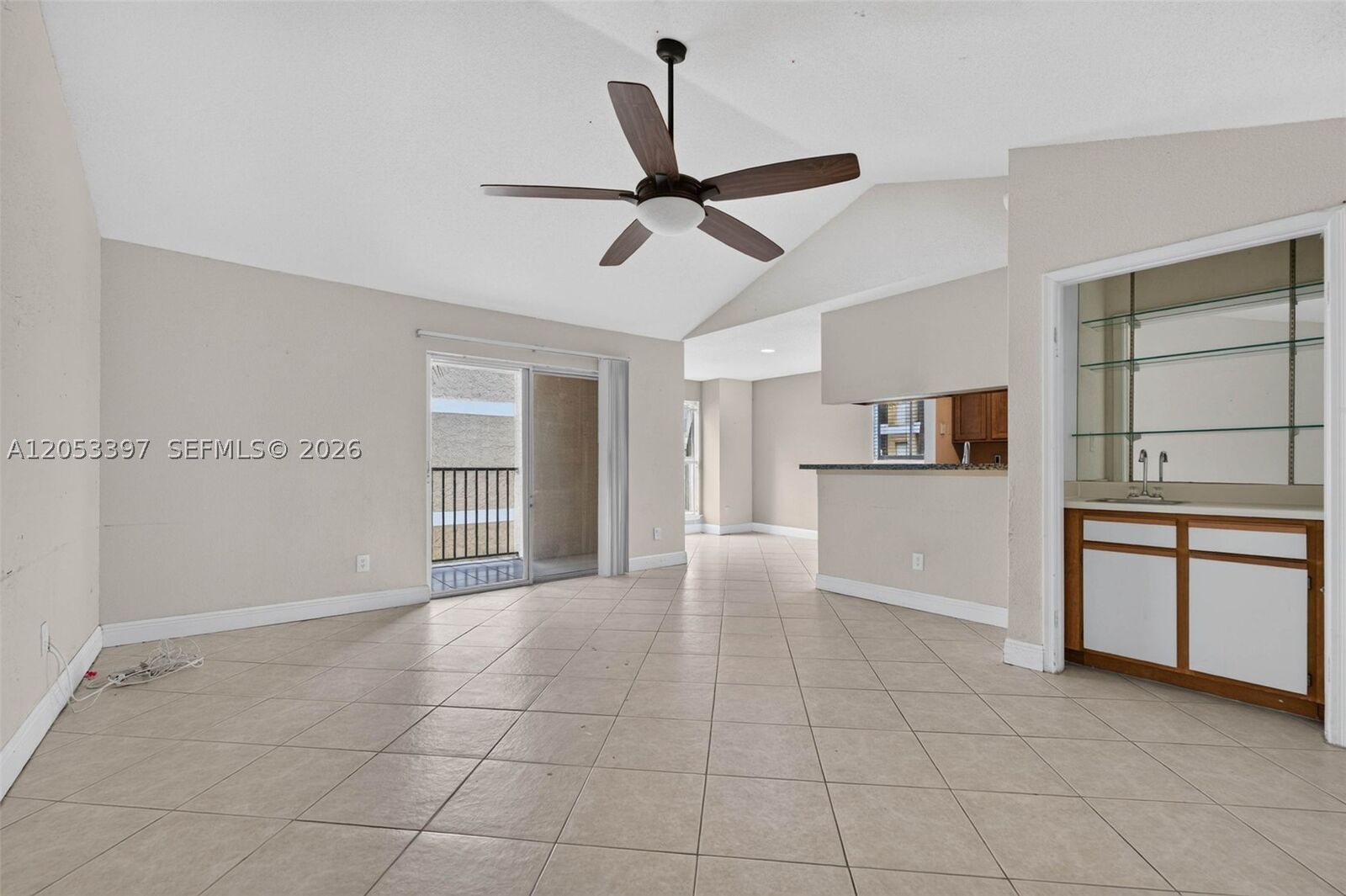 Property Photo:  995 Riverside Dr 120  FL 33071 