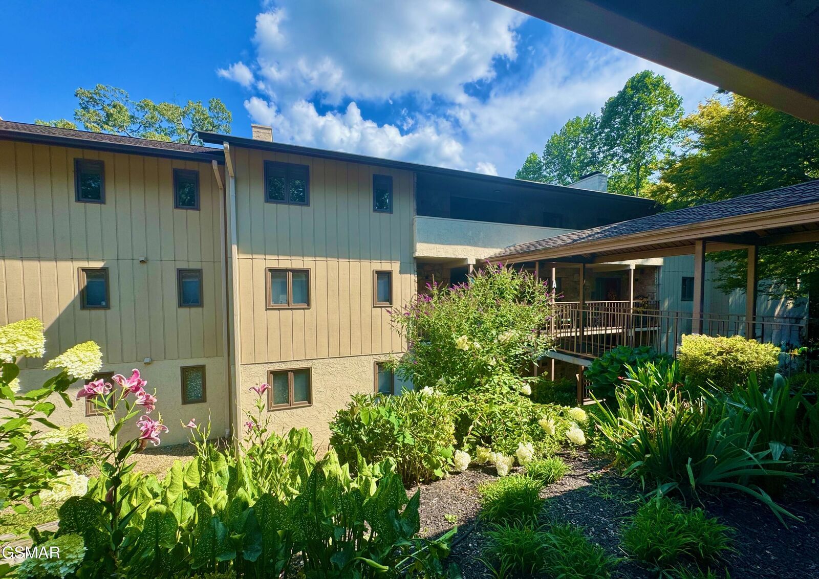 Property Photo: 224 Woodland Road TN 37738