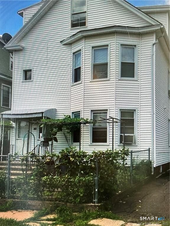 Property Photo: 136 Circular Avenue CT 06514