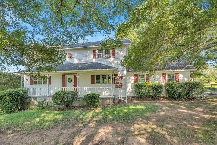 Property Photo:  244 Chapman Road  SC 29372 