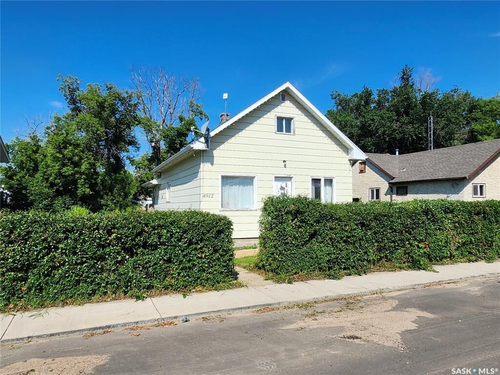 Property Photo: 4912 Tribune Street SK S0L 2C0