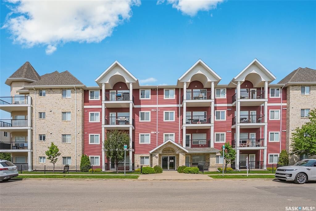 Property Photo: 150 Pawlychenko Lane 103 SK S7V 0B4