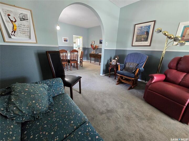 Property Photo: 36 21st Street E SK S6V 1L8