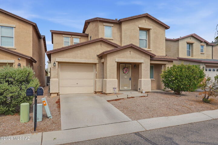 Property Photo:  8471 N Placita De La Manzana  AZ 85742 