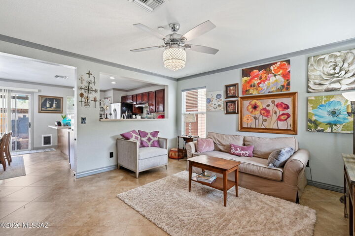Property Photo: 8471 N Placita De La Manzana AZ 85742