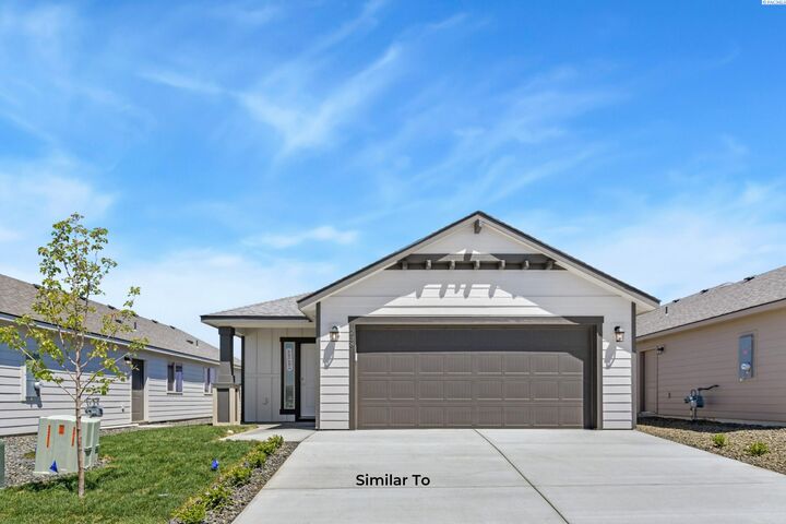 Property Photo:  10178 W Clearwater Dr  WA 99336 
