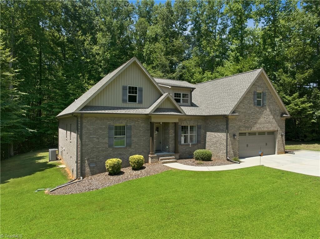 Property Photo: 2887 Kolby Court NC 27350