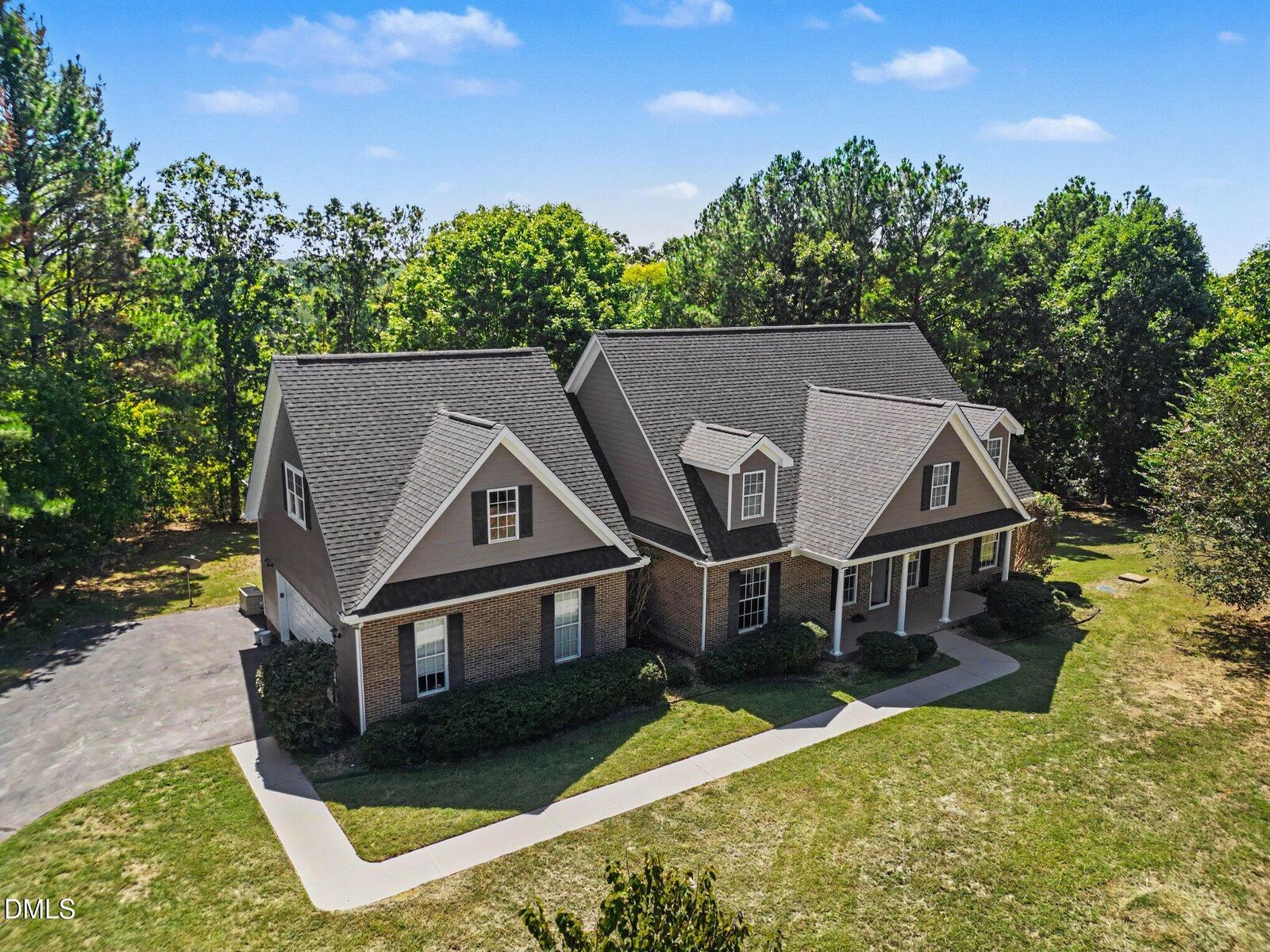 Property Photo:  606 Old Chestnut Crossing  NC 27559 