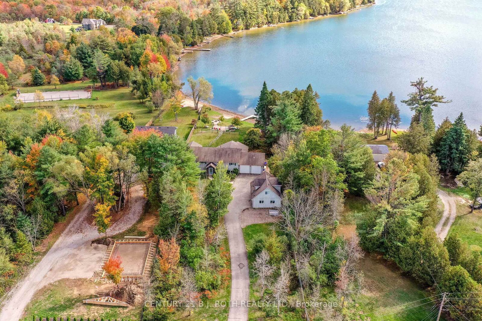 Property Photo: 3371 Lake St. George Boulevard ON L0K 2B0