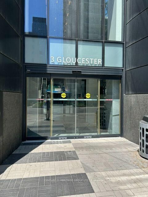 Property Photo: 3 Gloucester Street 4013 ON M4Y 0C6