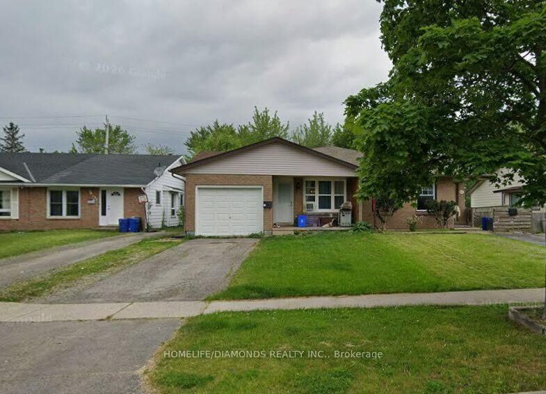Property Photo:  120 Northgate Drive  ON L3C 5Y5 
