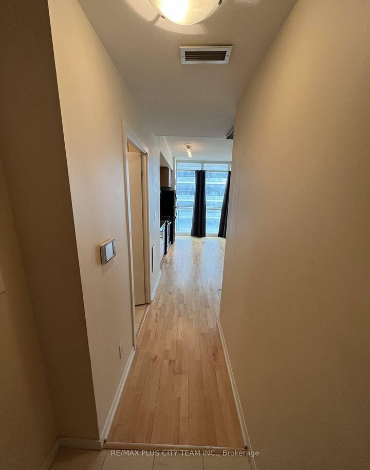 Property Photo: 65 Bremner Boulevard 2206 ON M5J 0A7