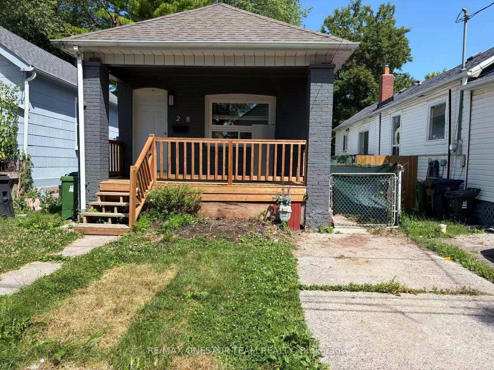 Property Photo:  28 Cambrai Avenue  ON M4C 2P6 