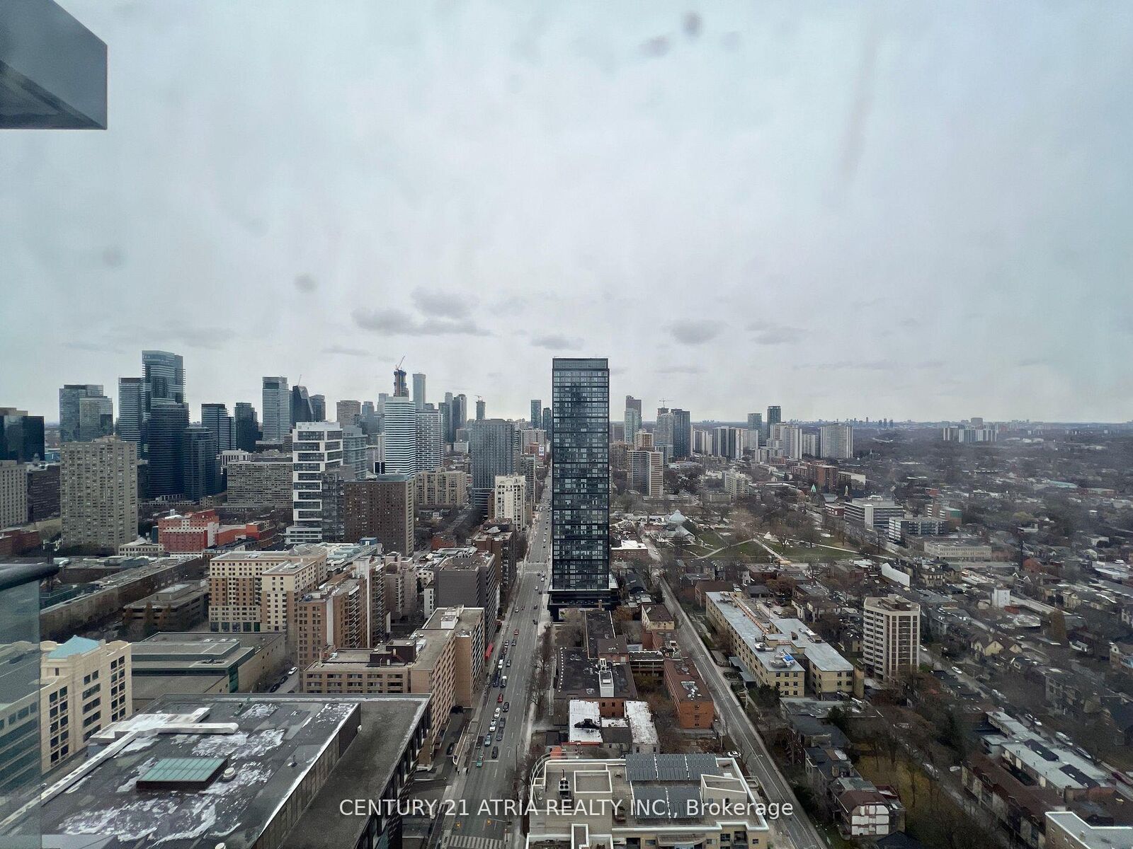 Property Photo: 251 Jarvis Street 4011 ON M5B 2C2