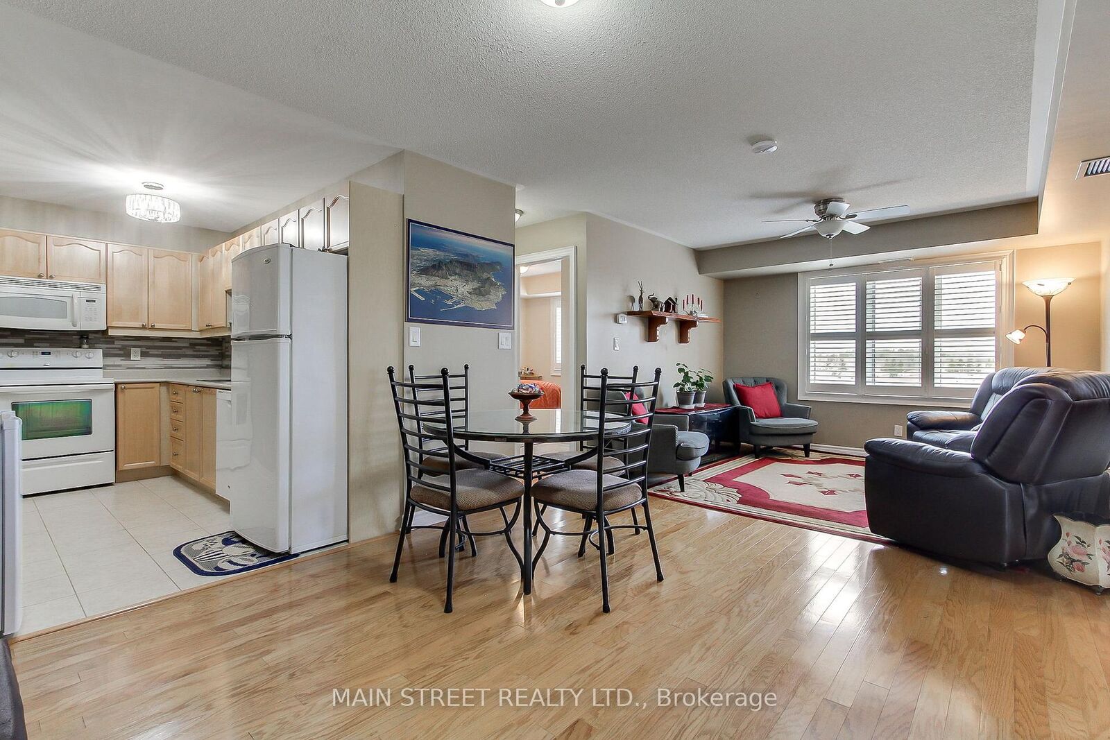 Property Photo: 500 Mapleview Drive W 305 ON L4N 6C3