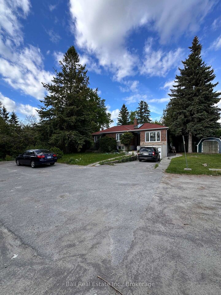 Property Photo: 10 Arthur Avenue ON K9J 5X5