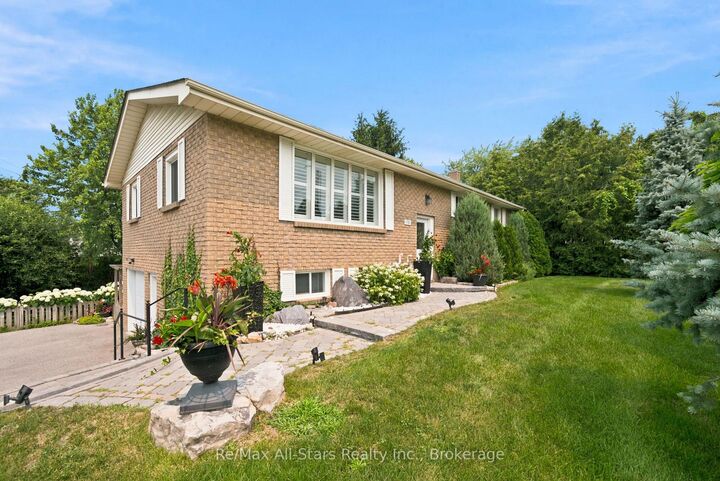 1781 Scugog Street — photo 1